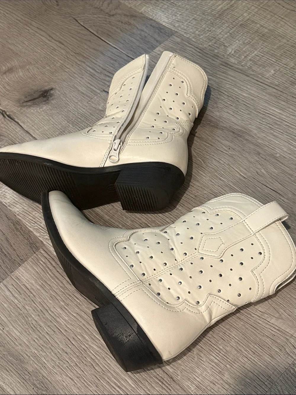 art class Cream Girls' Western Cowboy Boots with Side Zip